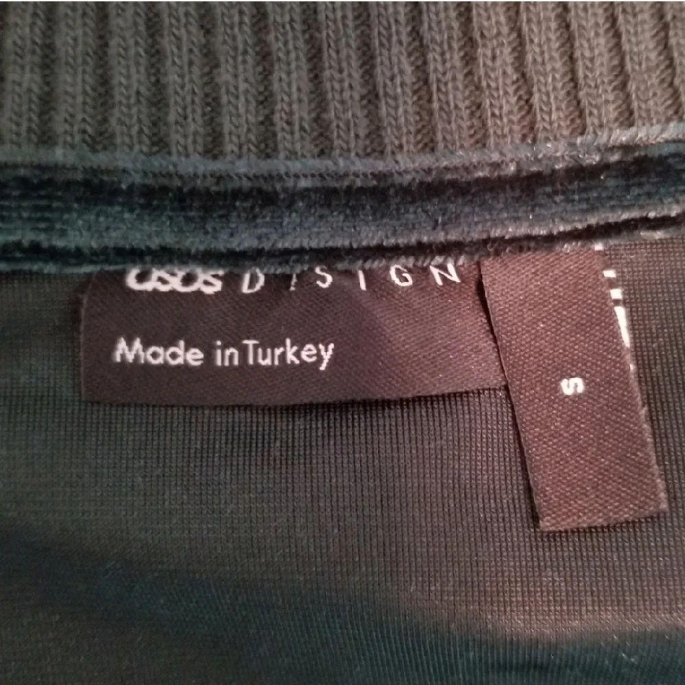 ASOS V-Neck Pullover Sleeveless Velour Sweater Vest Green Size S - Picture 9 of 12